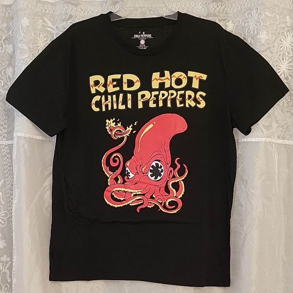 Red Hot Chili Peppers Black Graphic Tee! Perfect for the Collector! XL